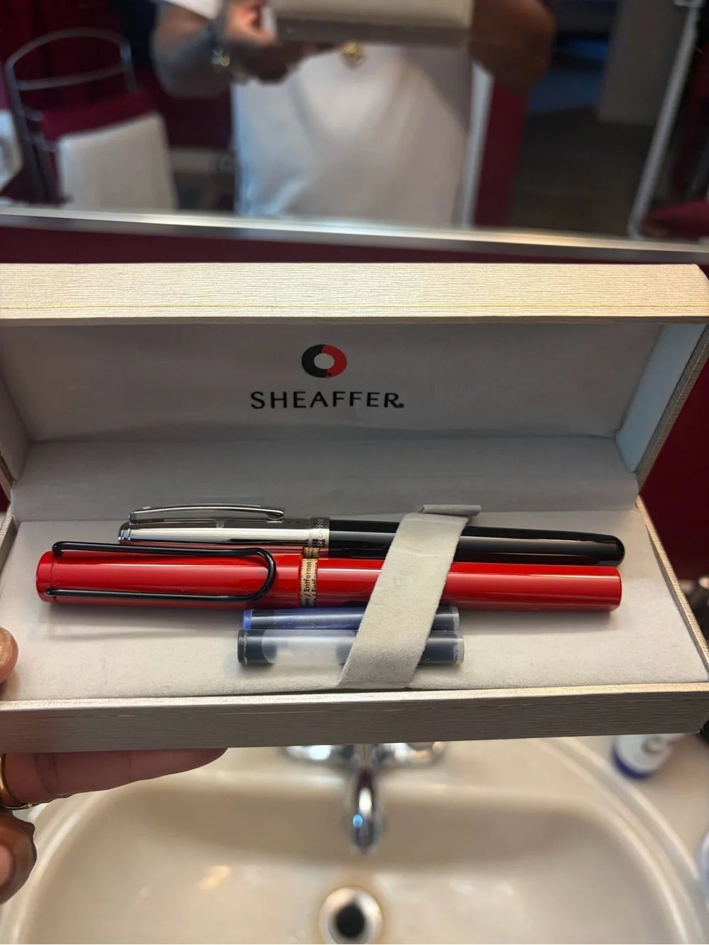 Red and Black Fountain Pen Gift Set with Converter Sheaffer prelude